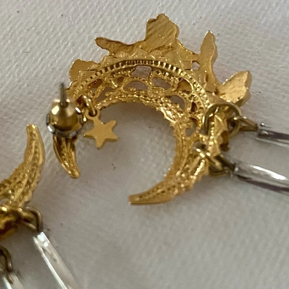 Kirks Folly earrings - Picture 8 of 10